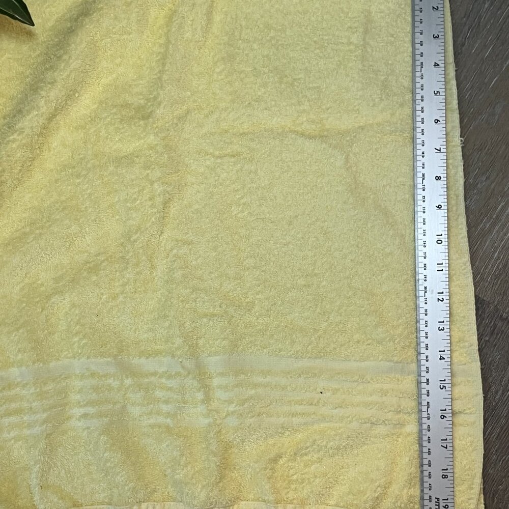 Unbranded Yellow Orange Crochet Trim Hand Towel One Size - Picture 3 of 3
